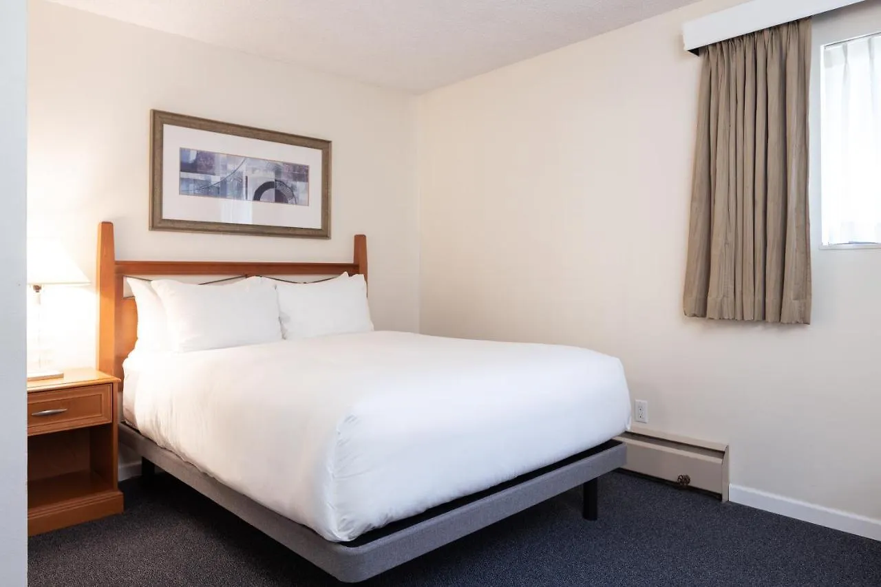 Robin Hood Inn And Suites Victoria 3*,