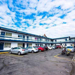 Parkway Court Motel